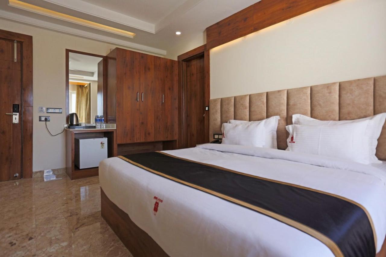 Hotel Deluxe Stay Inn - Near Delhi Airport New Delhi Exterior foto