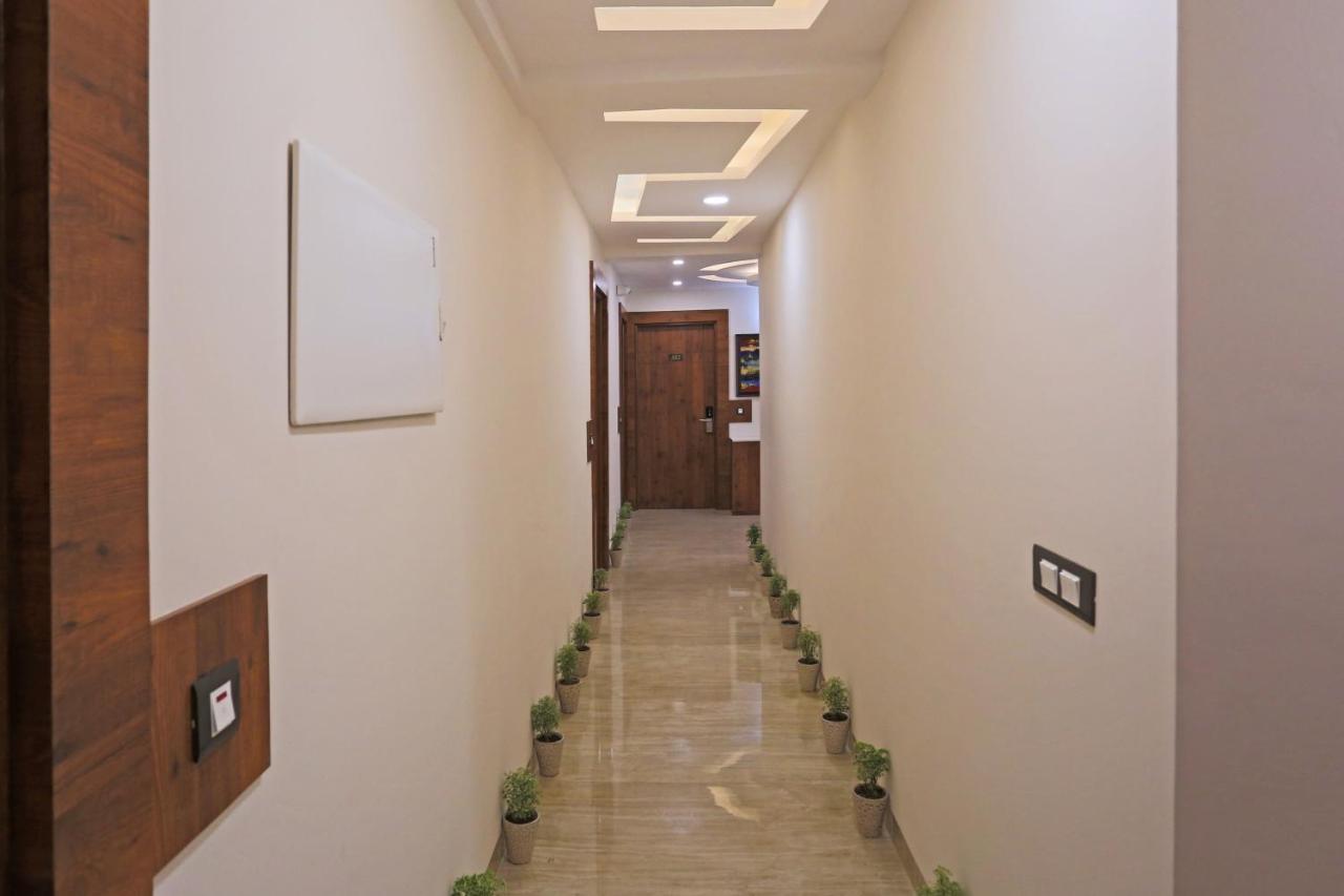 Hotel Deluxe Stay Inn - Near Delhi Airport New Delhi Exterior foto