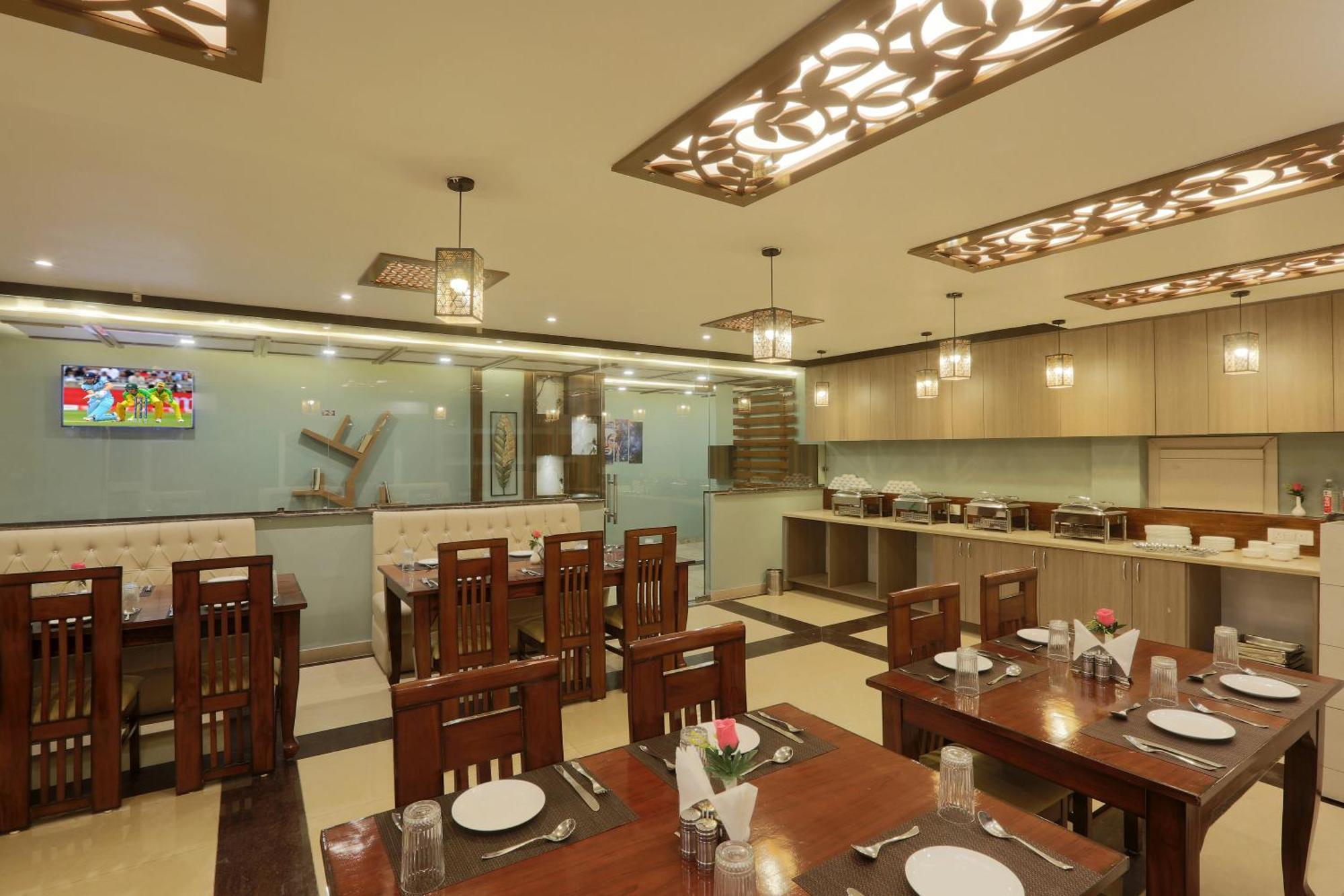 Hotel Deluxe Stay Inn - Near Delhi Airport New Delhi Exterior foto